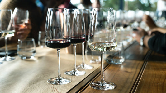 How Sommeliers Taste Wine